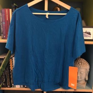 Lucy blue work-out top.